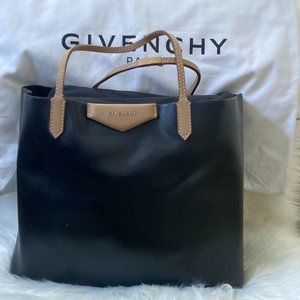 ✨ ✨ Authentic GIVENCHY Antigone XL leather shopper tote